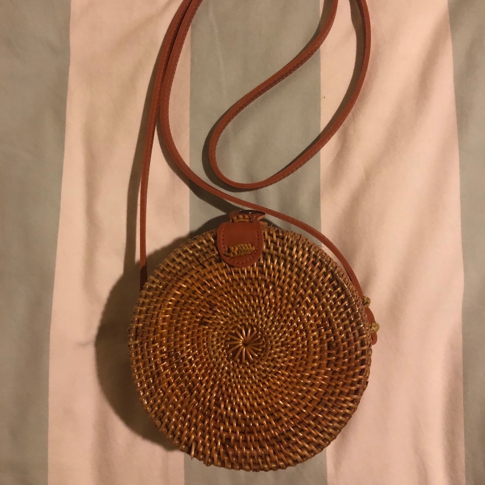 Small round rattan Bali bag